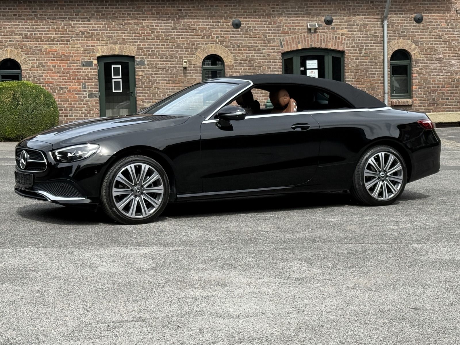 Mercedes-Benz E 300 d 4Matic Cabrio AVANTGARDE PAKET KAMERA CO foto 17