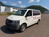 Volkswagen T5 Kombi / 9-Sitzer / Klima / Mängel - Volkswagen T5 Kombi aus 2012