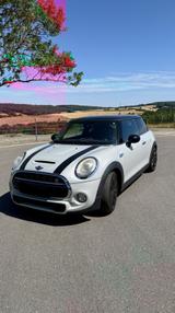 MINI Cooper S, mit JCW Powerkit