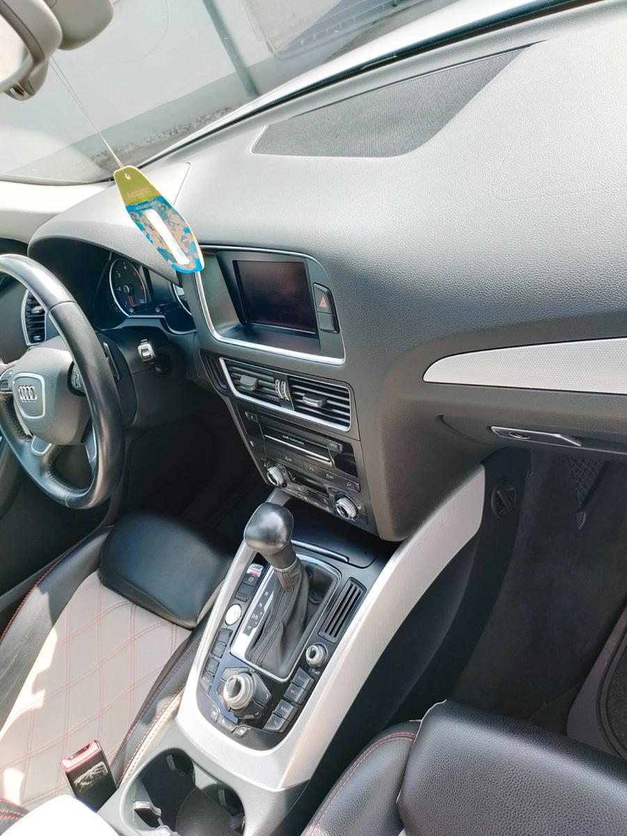Audi Q5 3.0 TDI quattro ALLRAD | AHK | STANDHZ |