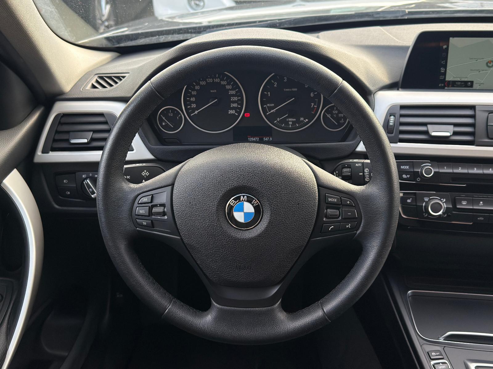 BMW 318i Touring, Aut., LED, Leder, TÜV neu