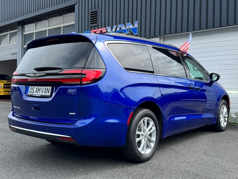 Fahrzeugabbildung Chrysler Pacifica 3.6 LX touring Allrad PDC ACC UFF