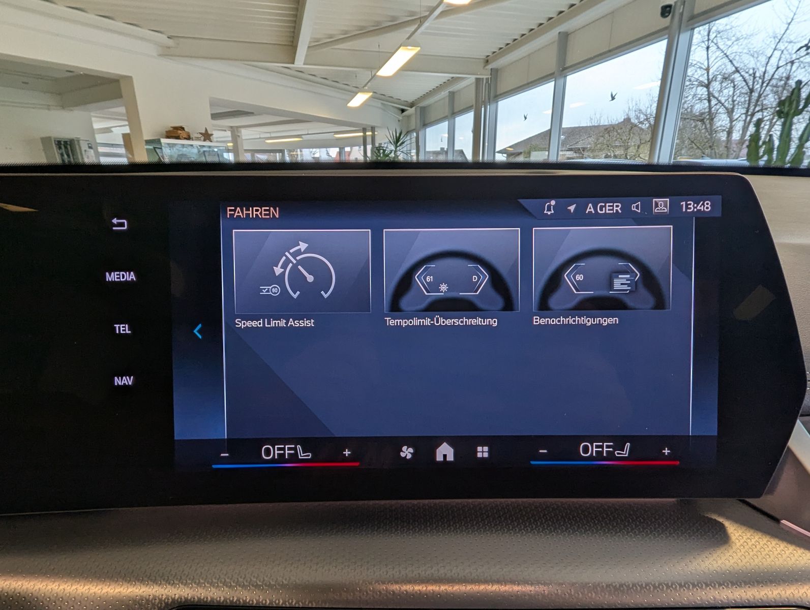 BMW X1 18 d M-Sport Pano Premium-Travel-Paket AHK - Image 27