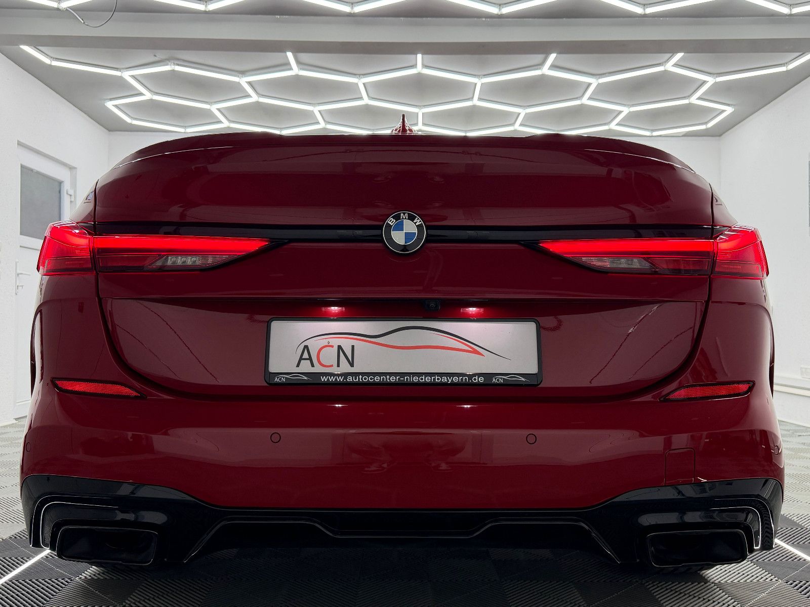 Fahrzeugabbildung BMW M235 i xDrive Edition ColorVision/H&K/HuD/DE FZG