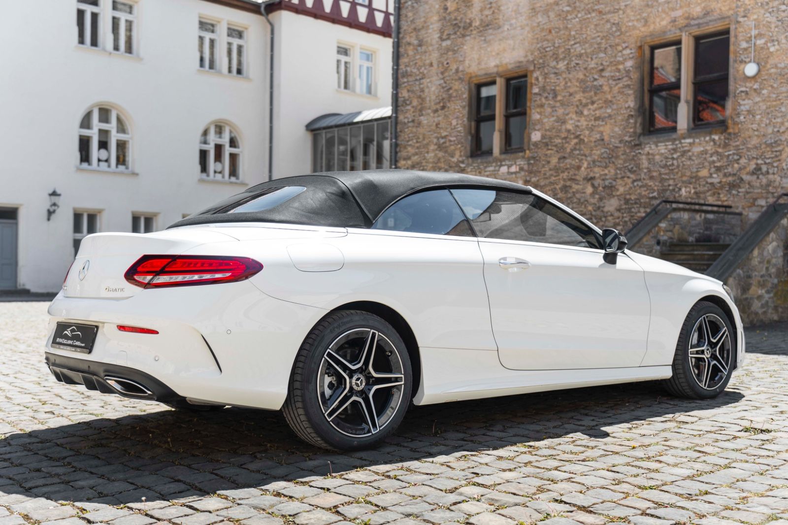 Fahrzeugabbildung Mercedes-Benz C 300 4MATIC AMG BURMESTER 360° LED TOTW SZH