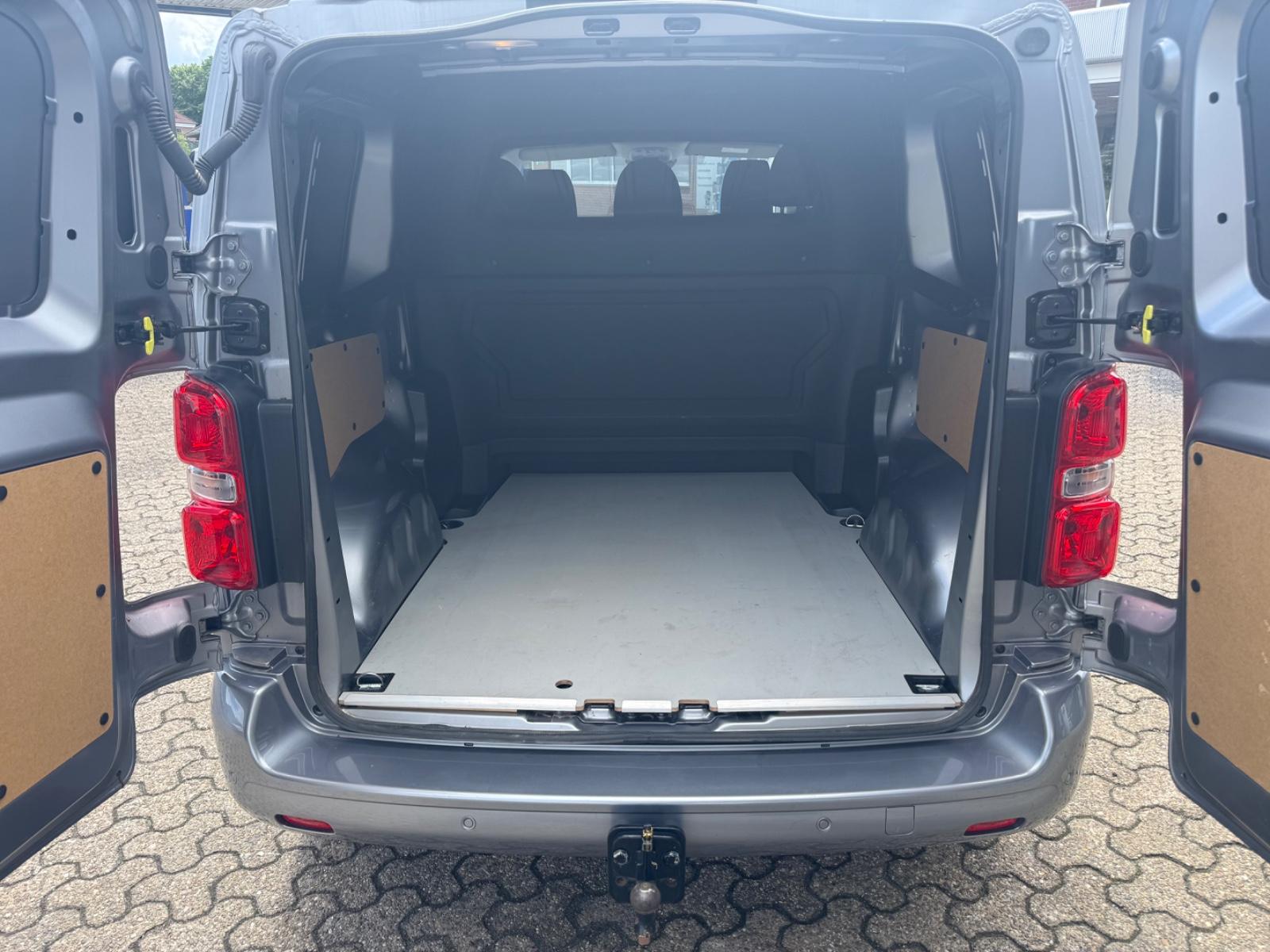 Peugeot Expert 2.0 BlueHDi 180 DOKA AHK/ACC/STHZG/NAVI