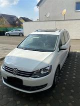 Volkswagen Sharan 2.0 TDI DSG BlueMotion Tech Highline ... - Volkswagen Sharan mit Diesel-Antrieb: Kleinbus, Bluemotion