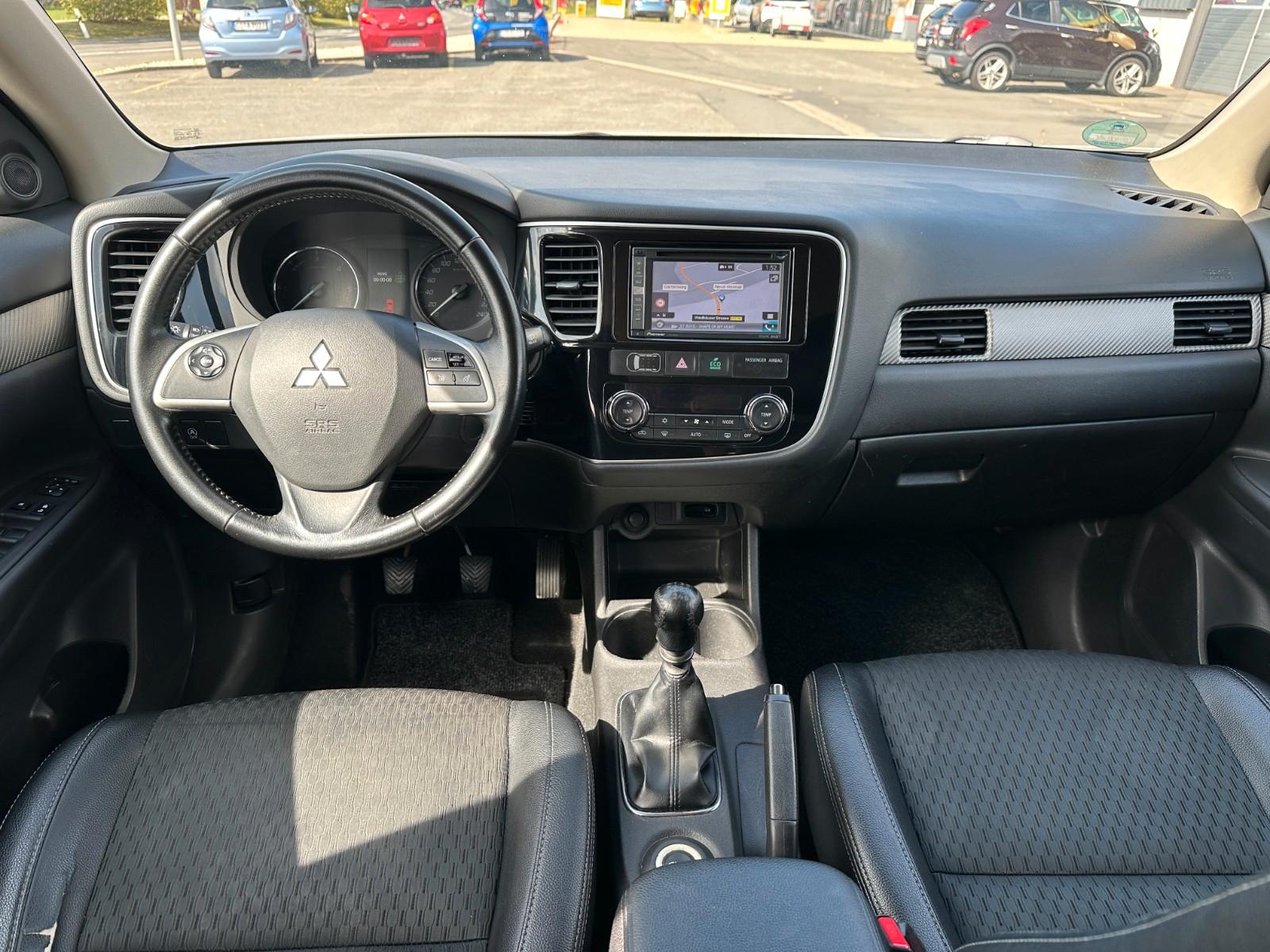 MITSUBISHI OUTLANDER - DIAMANT EDITION - 4WD - 150 CV - BVM
