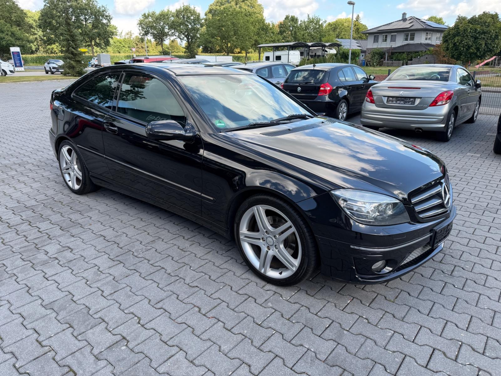 Mercedes-Benz CLC 200 Kompressor*XENON*PANO*TÜV NEU*6 GANG