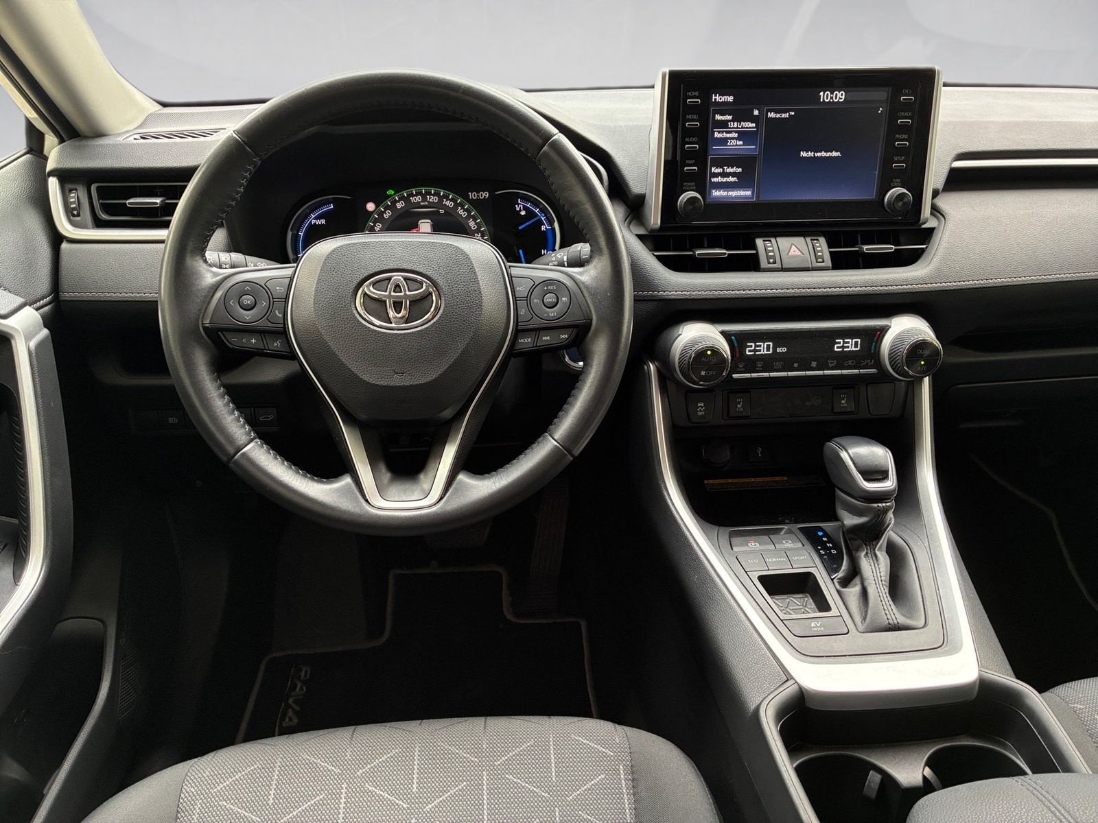Fahrzeugabbildung Toyota RAV4 2.5 D Team D LED RFKAMERA AHK(Abnehmbar)
