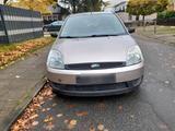 Ford fiesta Benzin 1.3 Motor TÜV ist neu b... - Ford Fiesta: Motor