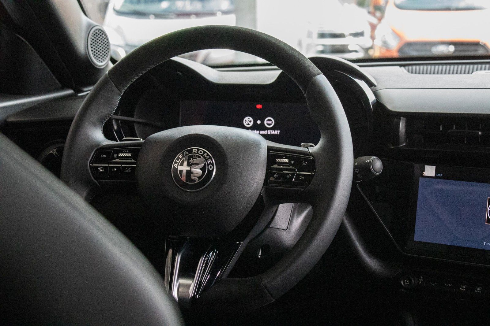 Fahrzeugabbildung Alfa Romeo Junior Ibrida 1.2 VGT 48V-Hybrid  Speciale