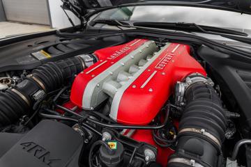 2018 Ferrari GTC4LUSSO — миниатюра 33