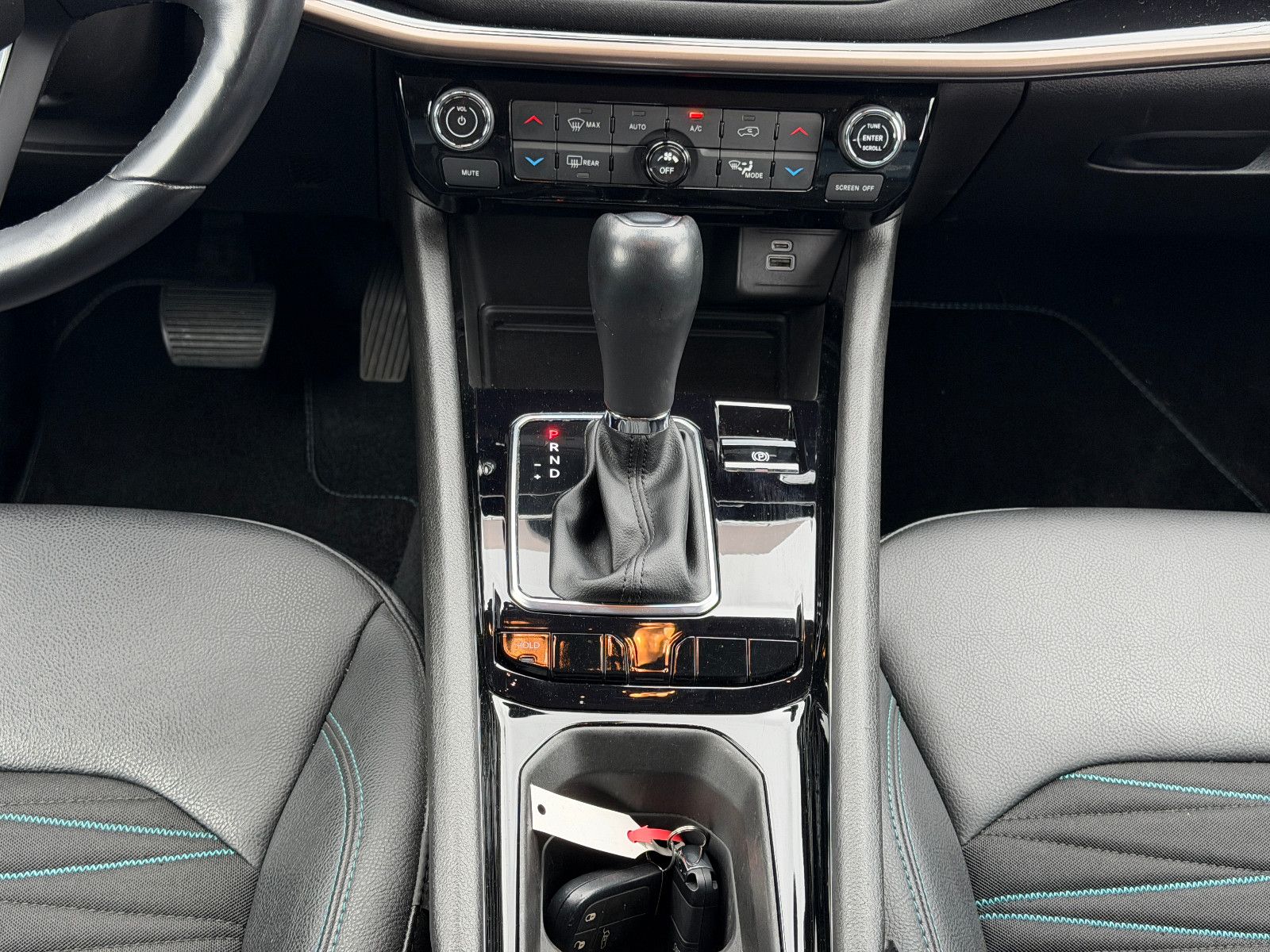 Fahrzeugabbildung Jeep Compass Upland/ALIPINE-SOUND/360°KAM/CARPLAY