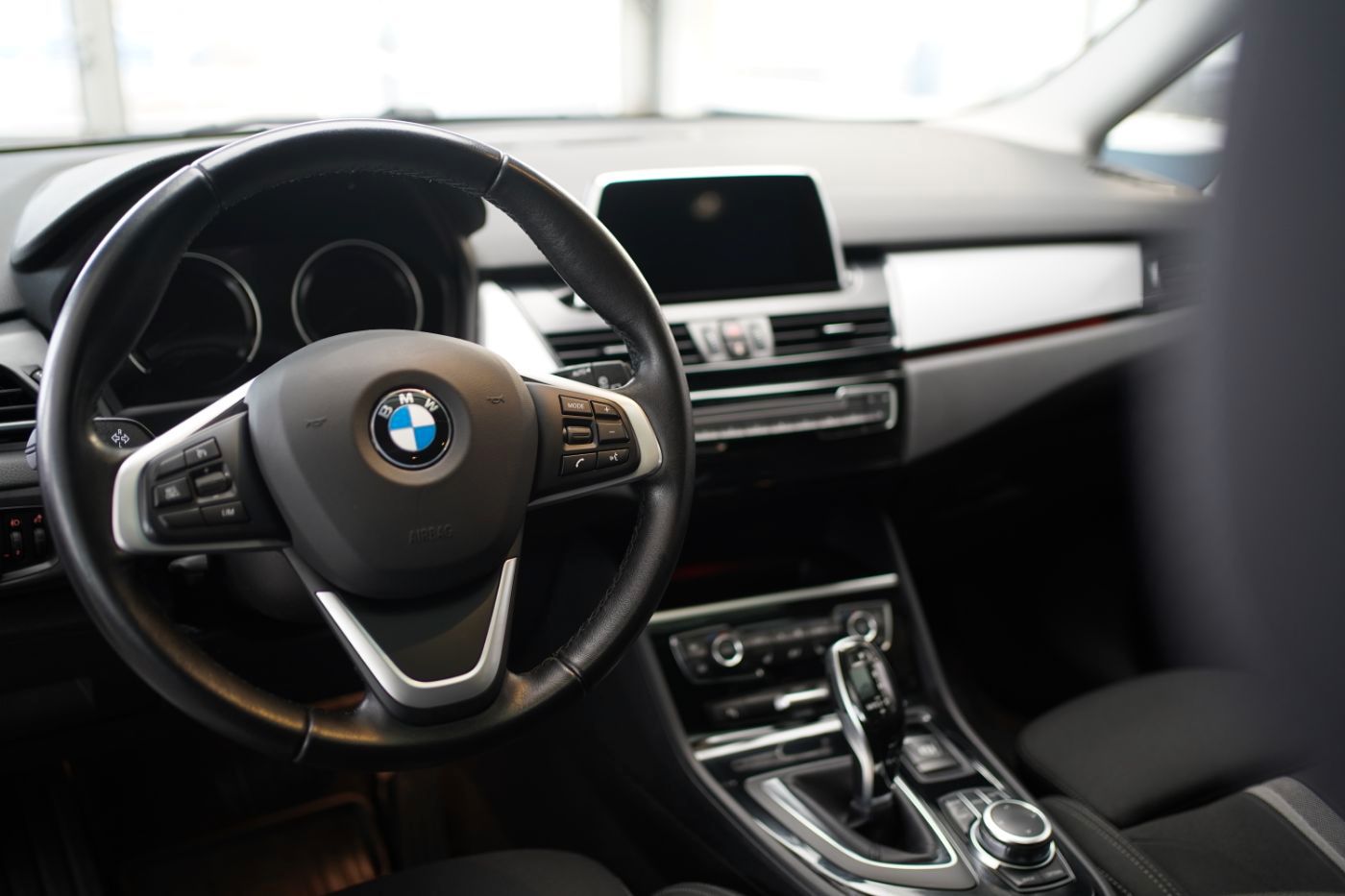 Fahrzeugabbildung BMW 216d Gran Tourer +Driving Assist+Parkassist+AHK+