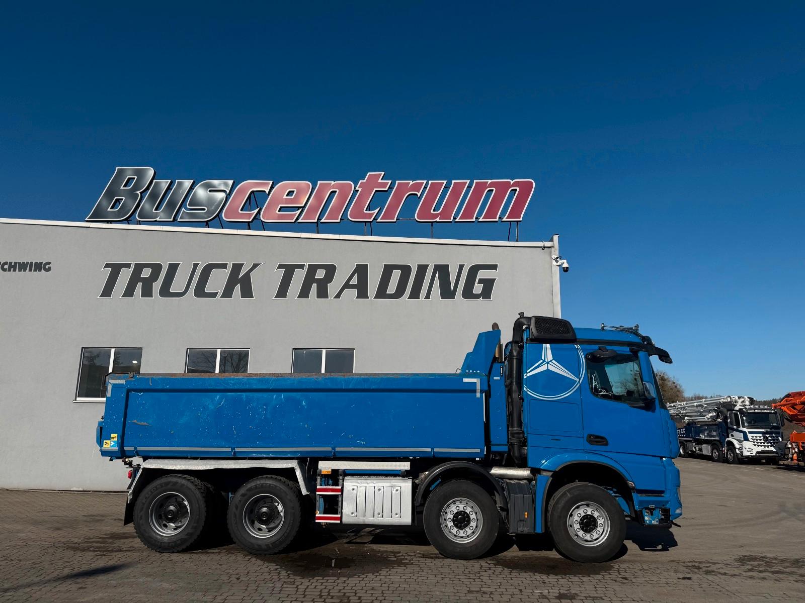 Mercedes-Benz Arocs 3758 8x4 / Istrail Kipper