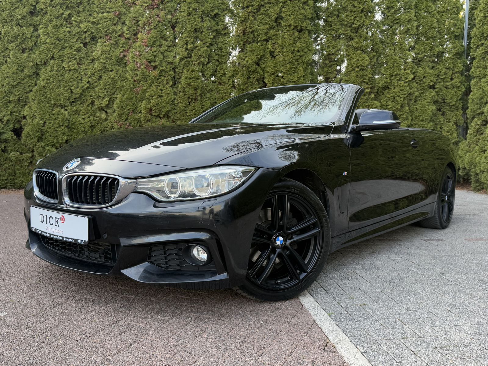 Fahrzeugabbildung BMW 420 d Cabrio M Sport Aut. XEN+SHZ+KAM+NAV+LEDER+