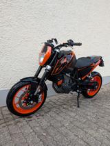 KTM 690 Duke