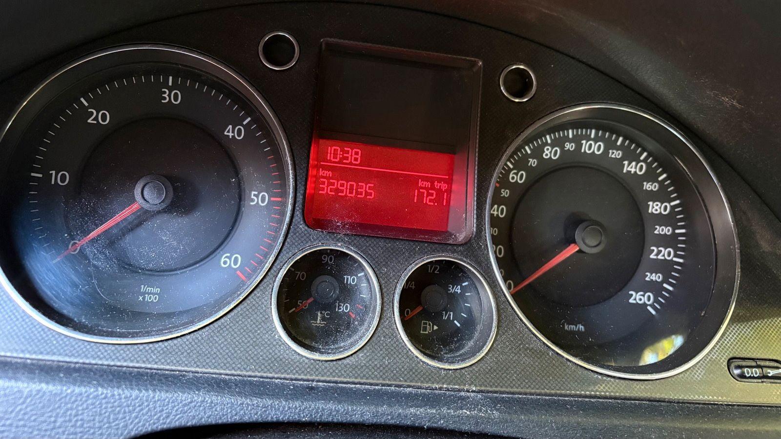Volkswagen Passat 2006 — photo 6