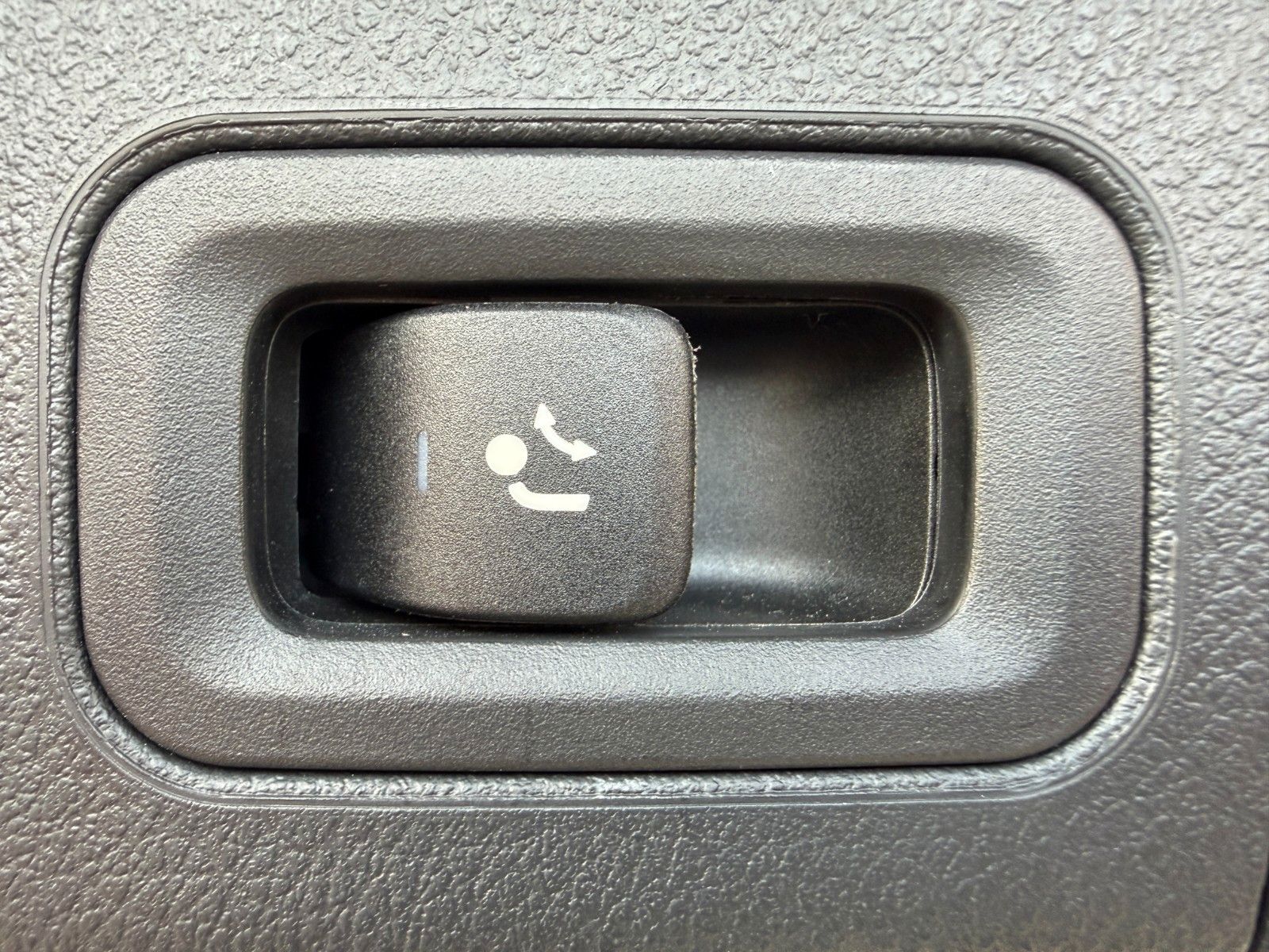 Fahrzeugabbildung Mercedes-Benz B 180 AMG LINE PANO NAVI KAMERA MBUX LED AHK