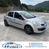 Renault RENAULT CLIO 1.5 DCI - Renault Clio aus 2006 mit Diesel-Antrieb