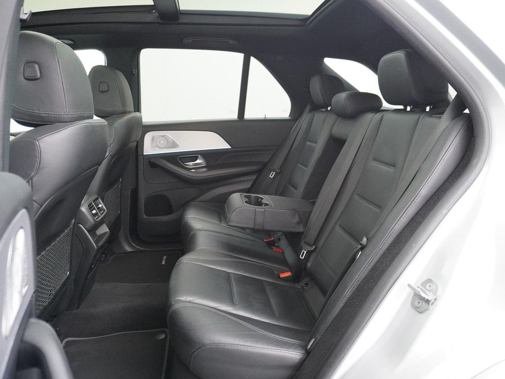 Mercedes-Benz GLE 300 d 4MATIC AMG Premium Plus | luftfederung