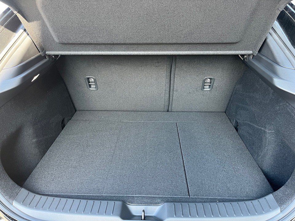 Fahrzeugabbildung Mazda CX-30 X 2.0i 186PS Homura