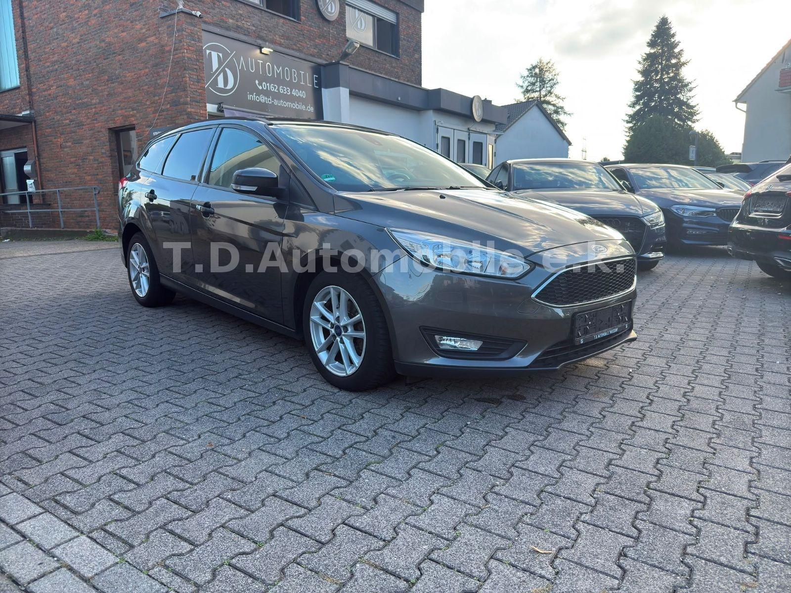 Ford Focus Turnier Business/Automatik /