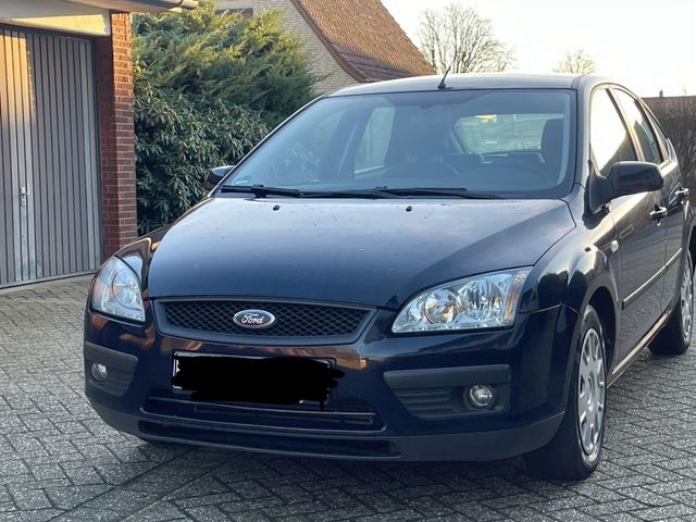 Ford Focus 1.6 TDCI*Tüv 08/2025*Klima*AHK