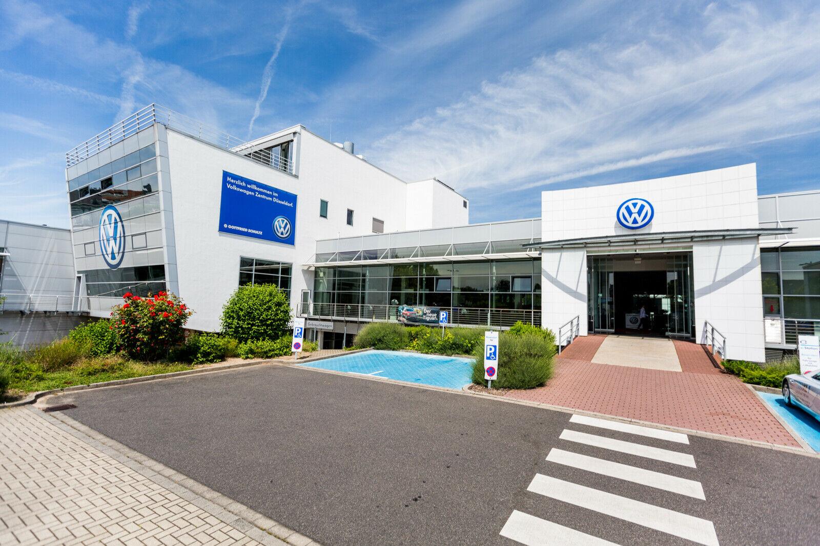 showroom-image-main
