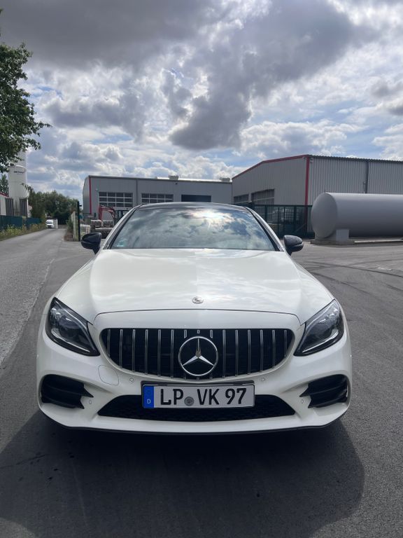 Image of Mercedes-Benz C 300