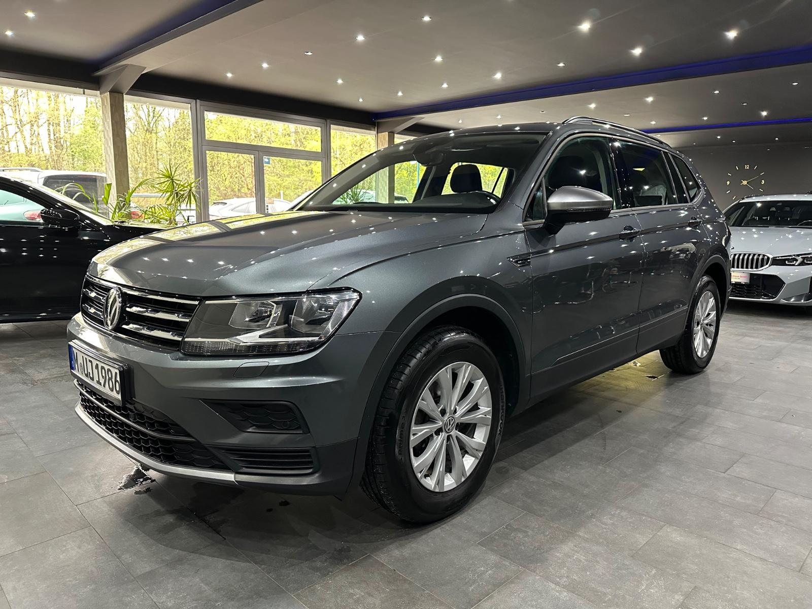 Volkswagen Tiguan Allspace Trendline / 7.Sitzer / NAVI /AHK