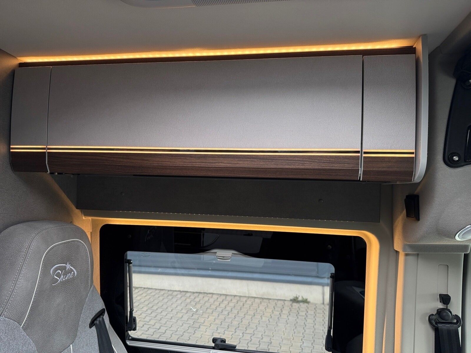 Fahrzeugabbildung Pössl Summit Shine 540 Fiat 140 PS 9754 EUR geschenkt