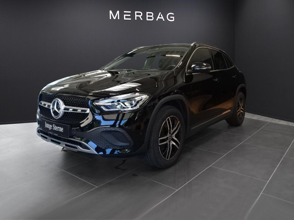 Mercedes-Benz GLA 200 d *