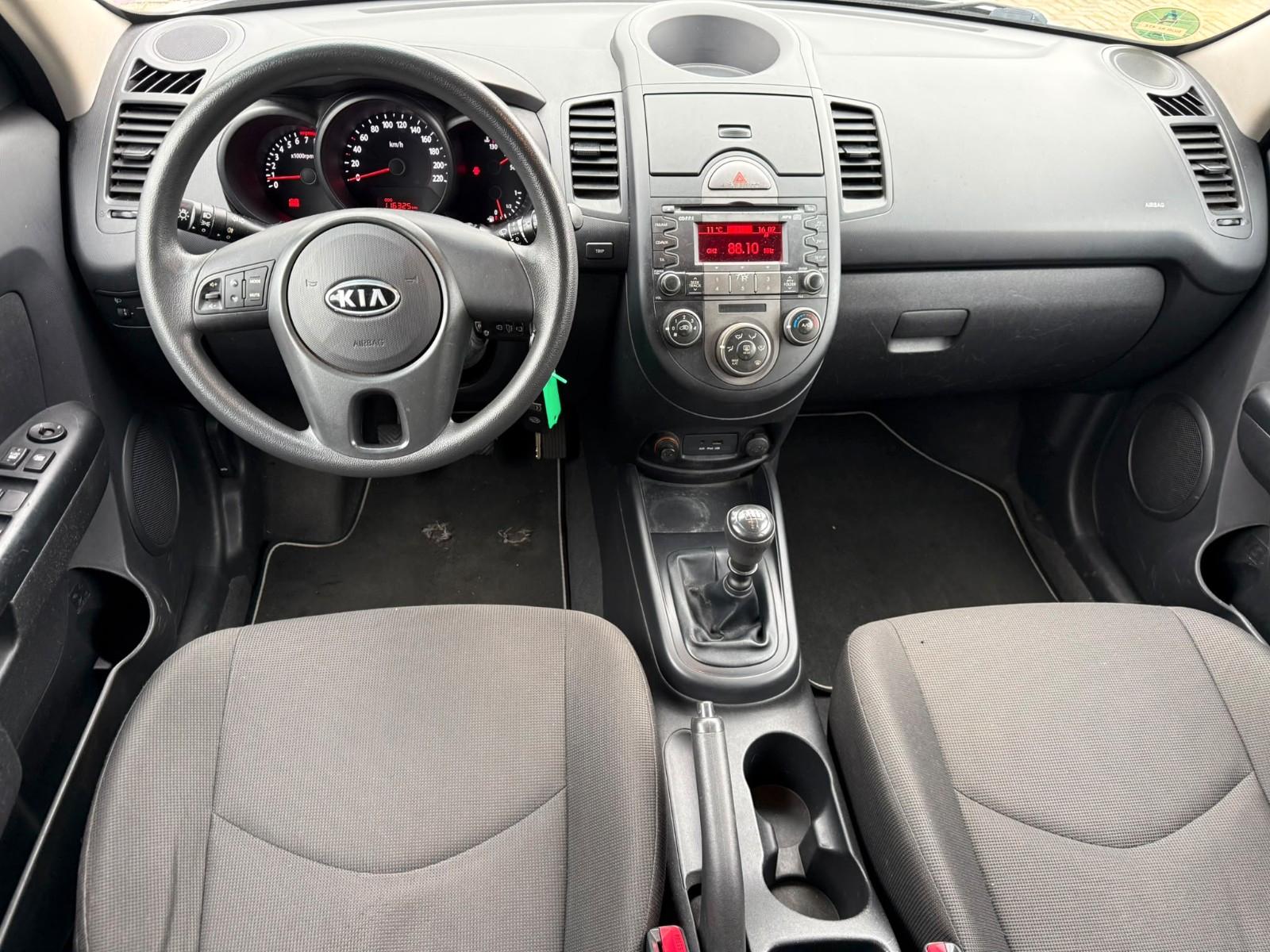 Kia Soul 2010 — photo 10