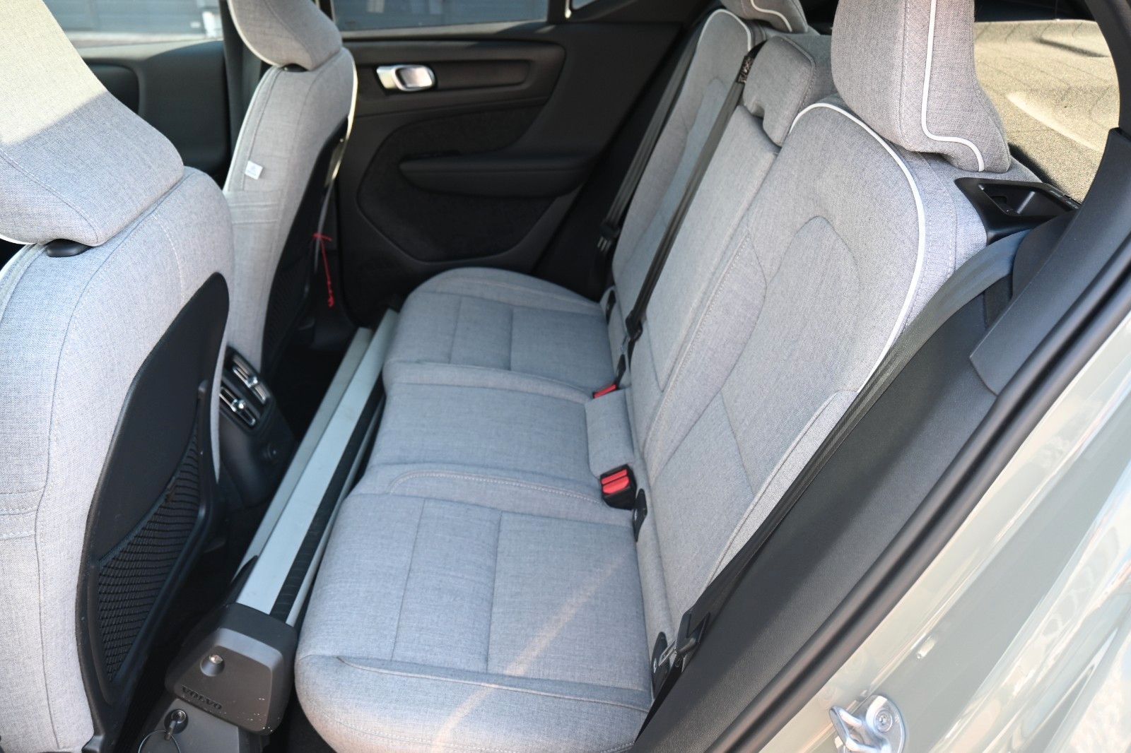 Fahrzeugabbildung Volvo XC40 Ultimate Dark T5 PHEV Ultimate*360°*PANO*