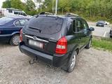 Hyundai Zu verkaufen: Hyundai Tucson 2.0i - Hyundai TUCSON: Limousine