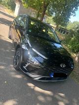 Hyundai Bayon 1.0 G -TDI mit 48-Volt-Mild-... - Hyundai BAYON von privat