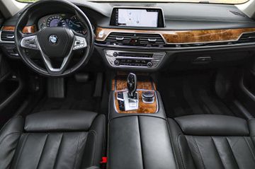 BMW 730 - 2