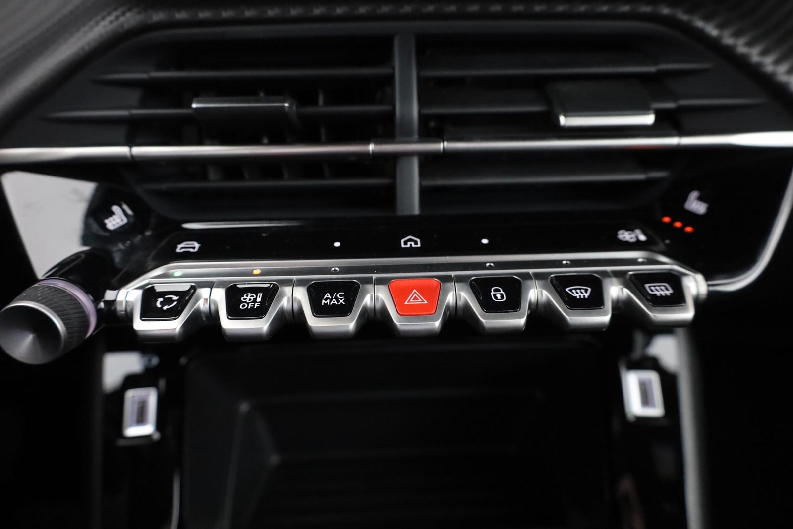 Peugeot 2008 1.2 PureTech LED ACC Kamera, миниатюра 12