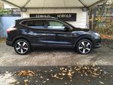 Nissan Qashqai 1.6 N-Connecta Autom/1.Hd/Pano/Navi/Shz - Nissan Qashqai mit Anhängerkupplung