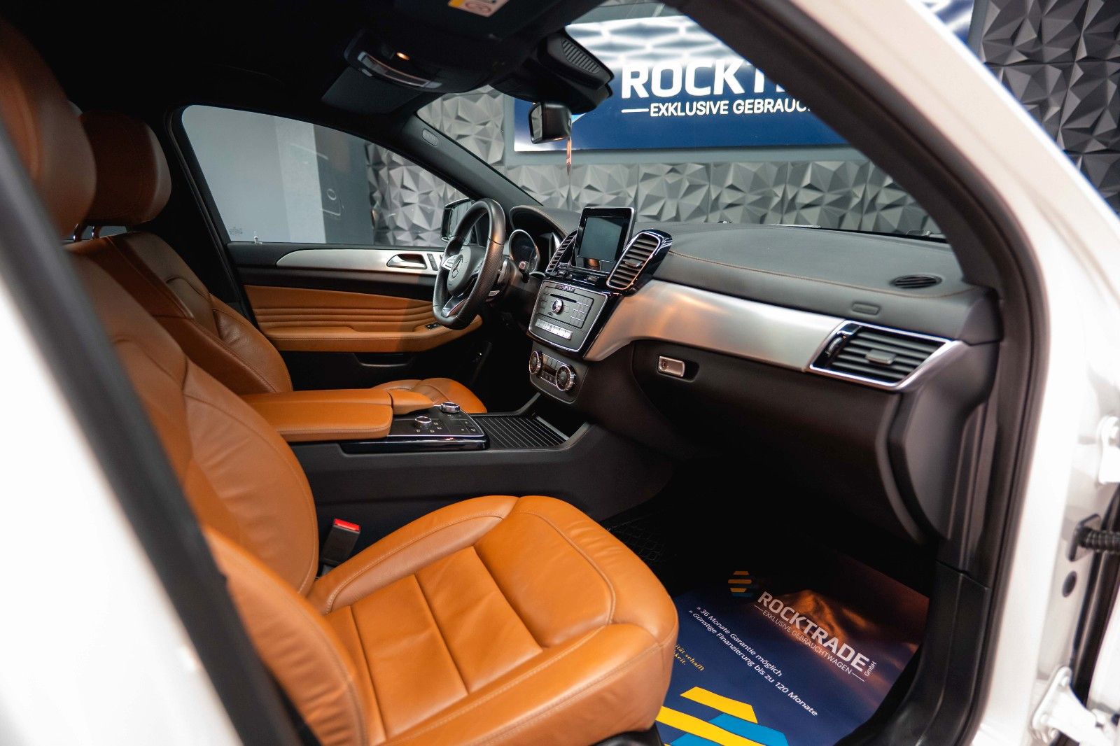 Fahrzeugabbildung Mercedes-Benz GLE 43 AMG Coupe Night-Paket *LED*Kamera*