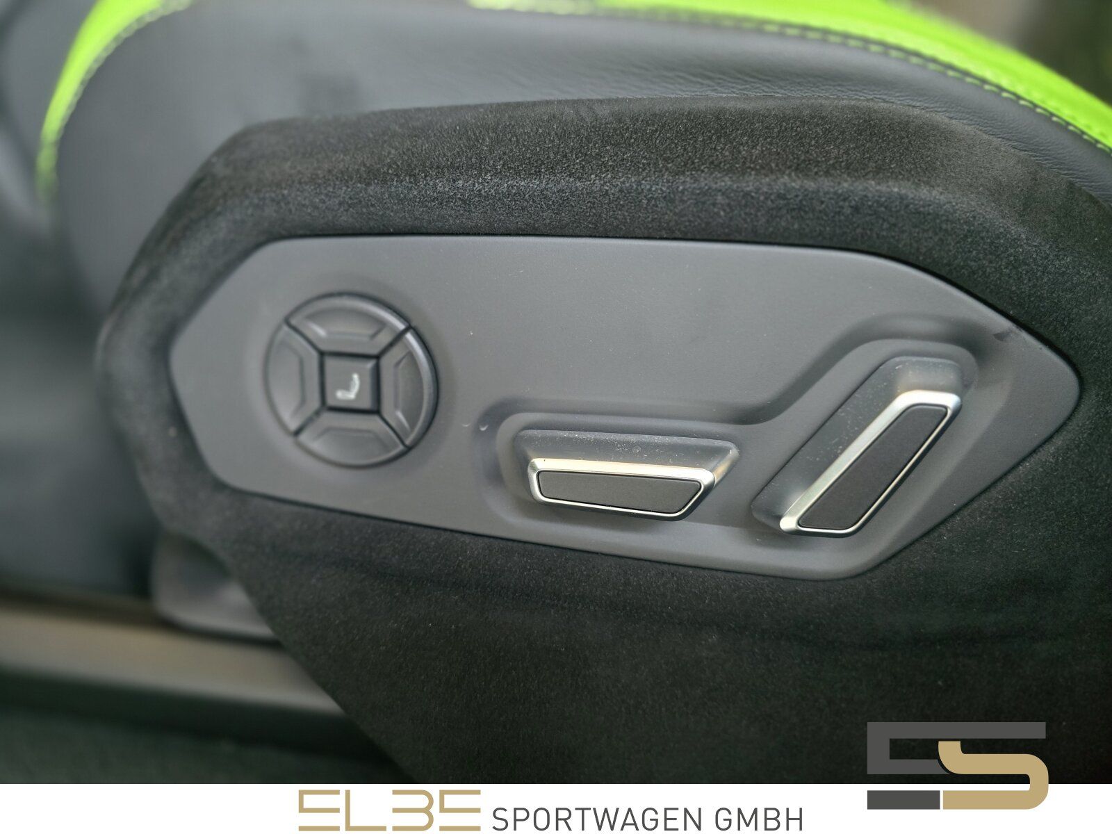 Lamborghini Urus PERFORMANTE FULL CARBON Akrapovic B&O foto 19