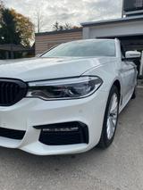BMW 530i xDrive Touring A -M-Paket - BMW 530: M Paket 530i