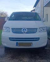 Volkswagen T5 Caravelle - weiße Volkswagen T5 Caravelle