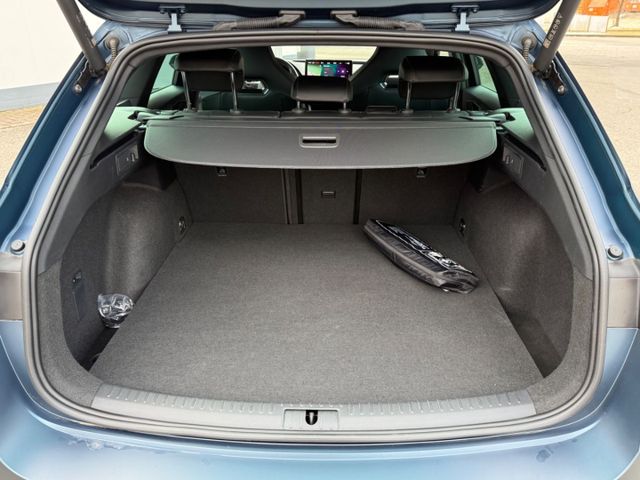 Leon ST VZ 1.4l e-Hybrid Matrix AHK Winterpaket