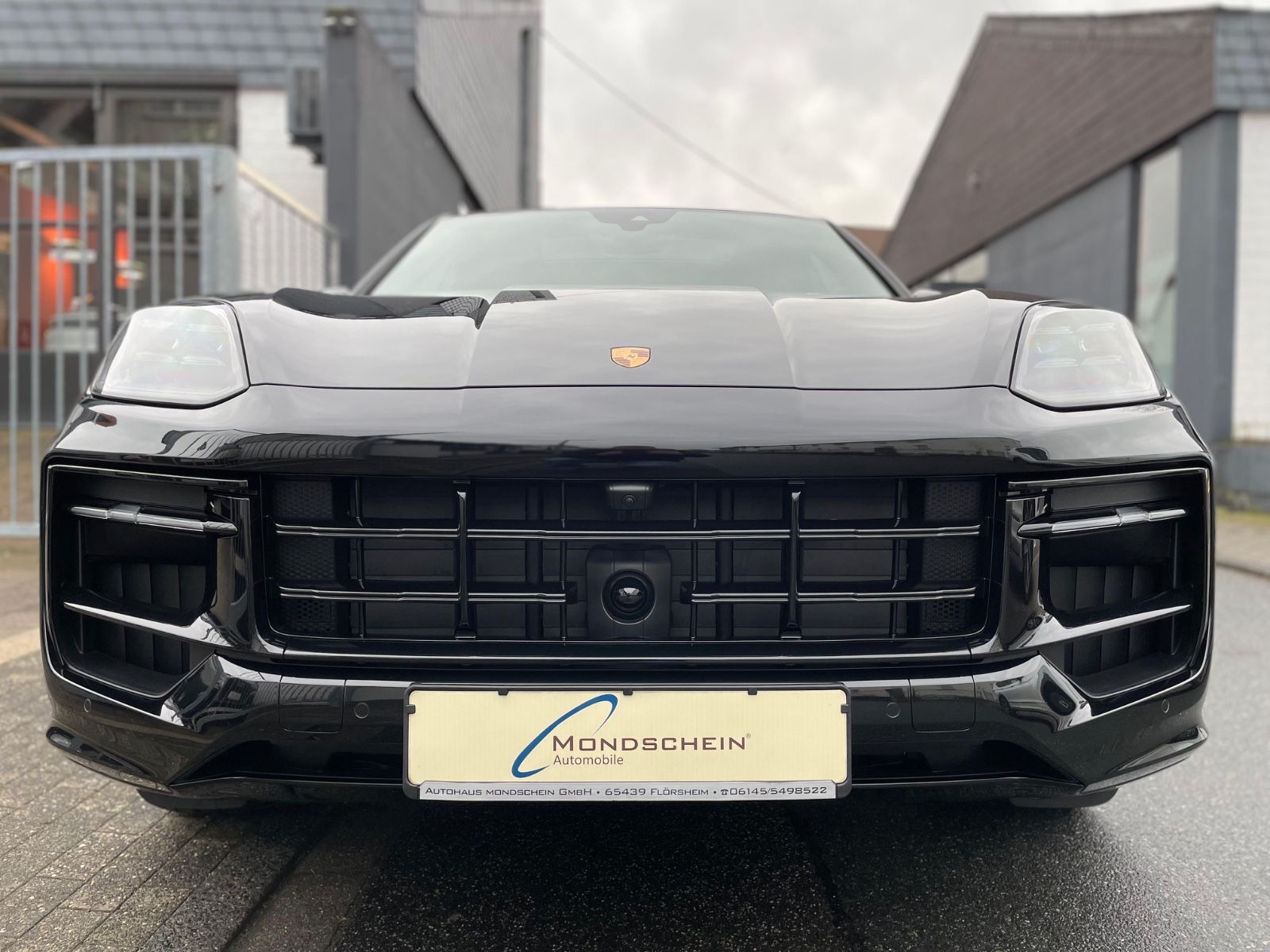 Fahrzeugabbildung Porsche Cayenne GTS Coupé |HUD|Matrix|ACC|AHK|Carbon|22"
