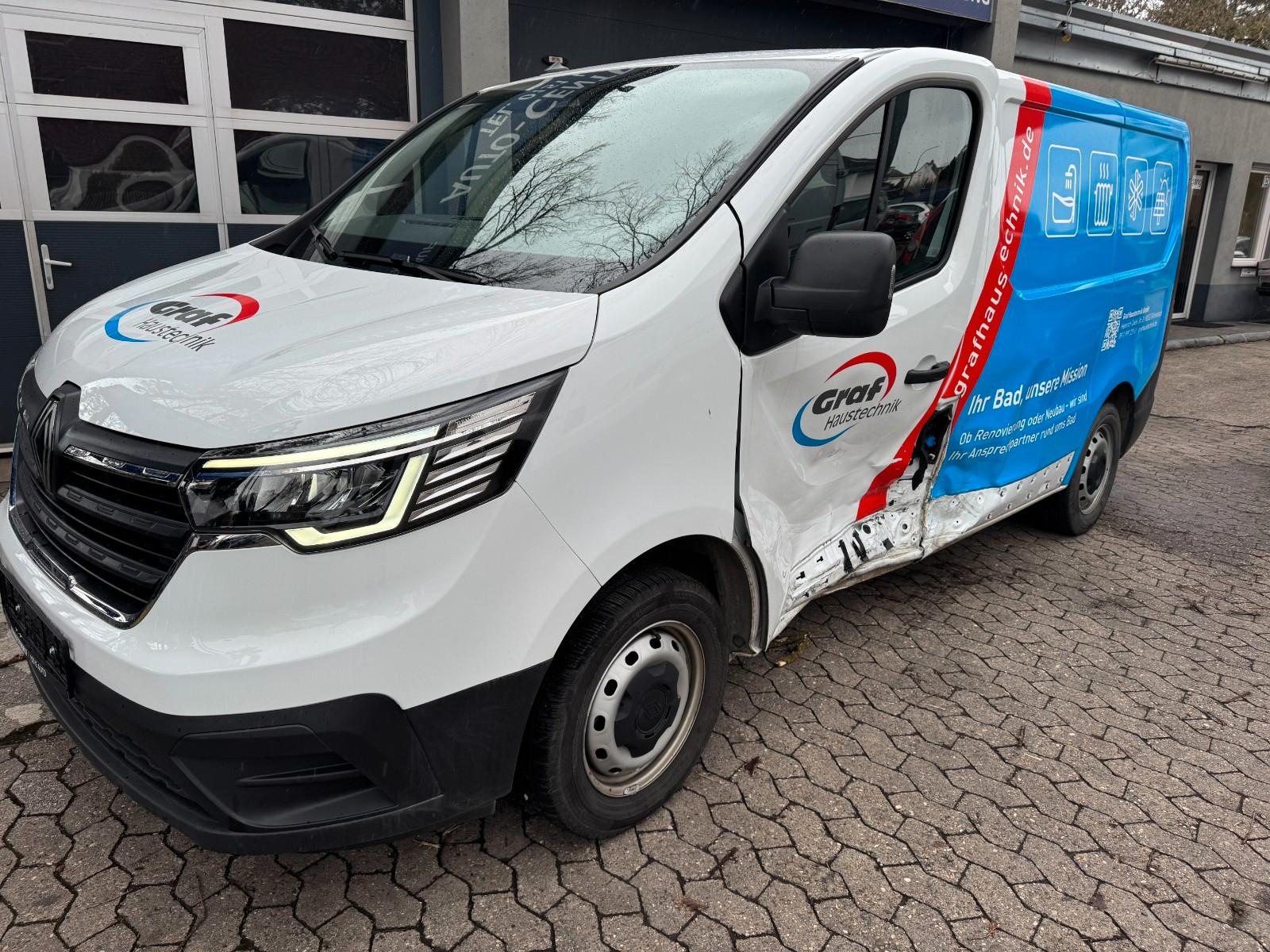 Renault Trafic Kasten L1H1 3,0t Komfort Navi Kamera LED