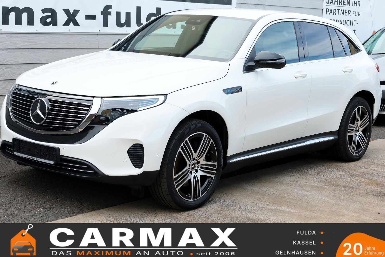 Fahrzeugabbildung Mercedes-Benz EQC 400 4M Leder,Navi,Multibeam LED,Park Paket