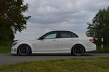 Mercedes-Benz Mercedes C63 AMG W204 *Gewinde *Leder *19"... - gebrauchte Mercedes-Benz C 63 AMG aus dem Jahr 2010
